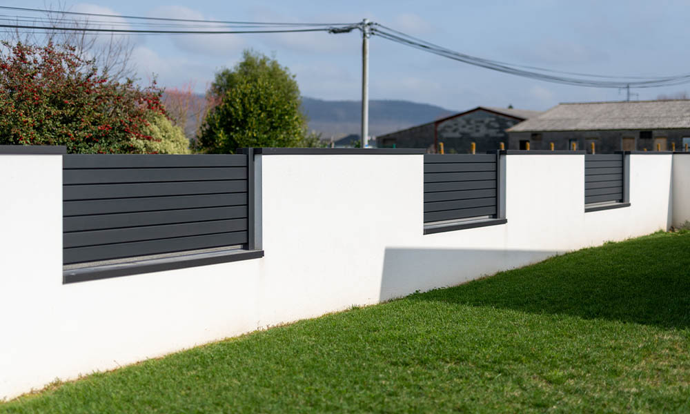 Clôture aluminium 7016