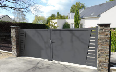 Portail PVC moderne : l’alliance du style et de la praticité